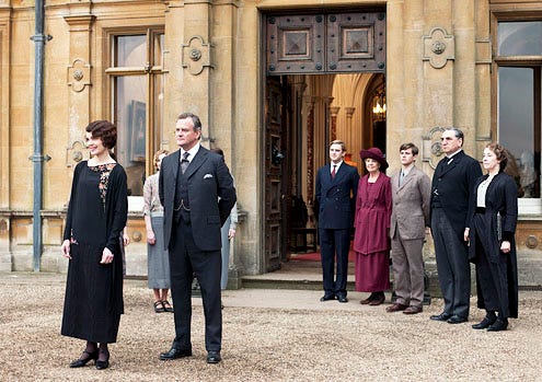 Downton Abbey - Season 3 - Elizabeth McGovern, Hugh Bonneville, Dan Stevens, Penelope Wilton, Allen Leech, Jim Carter and Phyllis Logan