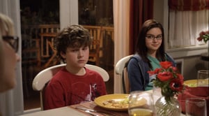 Modern Family, Season 2 Episode 15 image