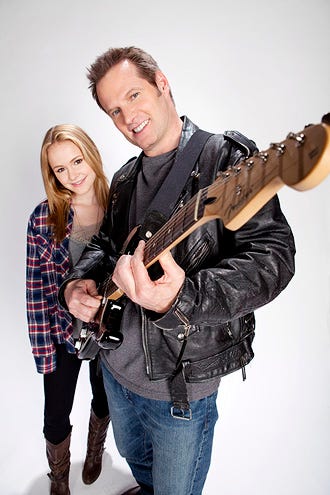 Rock The House - Cassi Thomson, Jack Coleman