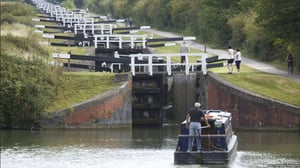 How Do They Do It?, Season 11 Episode 20 image