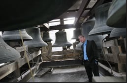 How Do They Do It?, Season 5 Episode 30 image