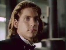 Acapulco H.E.A.T., Season 1 Episode 19 image