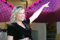 Outrageous Fortune, Season 2 Episode 10 image