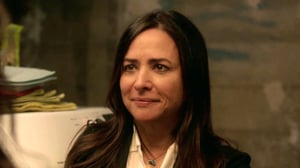 Better Things, Season 2 Episode 1 image