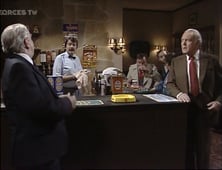 Never the Twain, Season 7 Episode 1 image