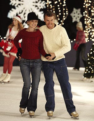 Silver Bells - Anne Heche as Catherine O'Meara and Tate Donovan as Christopher Byrne