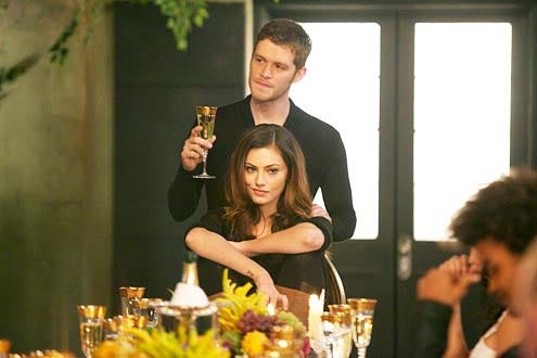 The Originals - Season 1 - "Reigning Pain in New Orleans" - Joseph Morgan and Phoebe Tonkin
