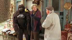 Last of the Summer Wine, Season 24 Episode 9 image