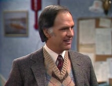 Family Ties, Season 3 Episode 13 image