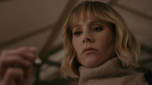 The Woman in the House, Season 1 Episode 3 image