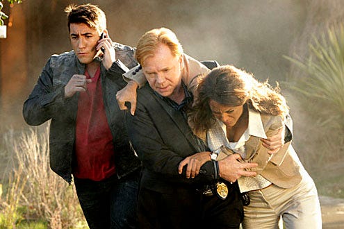 CSI: Miami - Season 8 - "Count Me Out" - Jonathan Togo, David Caruso and  Eva LaRue