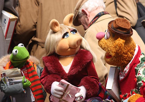 Muppets Christmas: Letters to Santa - Kermit the Frog, Miss Piggy and Fozzie Bear
