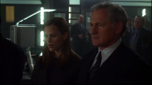 Alias, Season 2 Episode 11 image