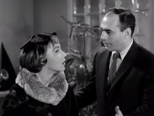 Decoy, Season 1 Episode 31 image