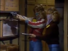 Archie Bunker's Place, Season 1 Episode 18 image