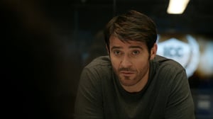 Crossing Lines, Season 3 Episode 11 image