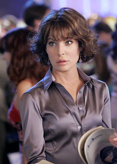 Las Vegas - Lara Flynn Boyle as "Monica Mancuso"