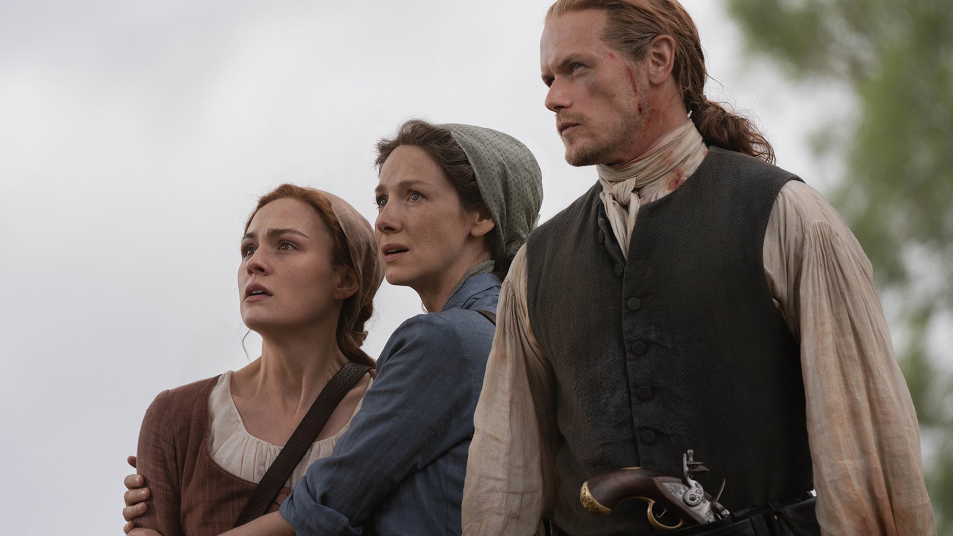 Sophie Skelton, Caitriona Balfe and Sam Heughan, Outlander