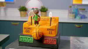 Best Cake Wins, Season 3 Episode 7 image