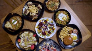 Destination LA, Season 1 Episode 11 image