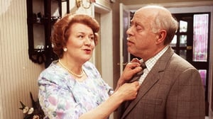 Keeping Up Appearances, Season 5 Episode 7 image