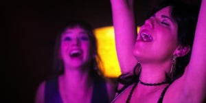 Girlboss, Season 1 Episode 5 image