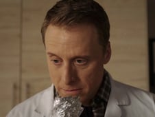 Resident Alien, Season 1 Episode 4 image