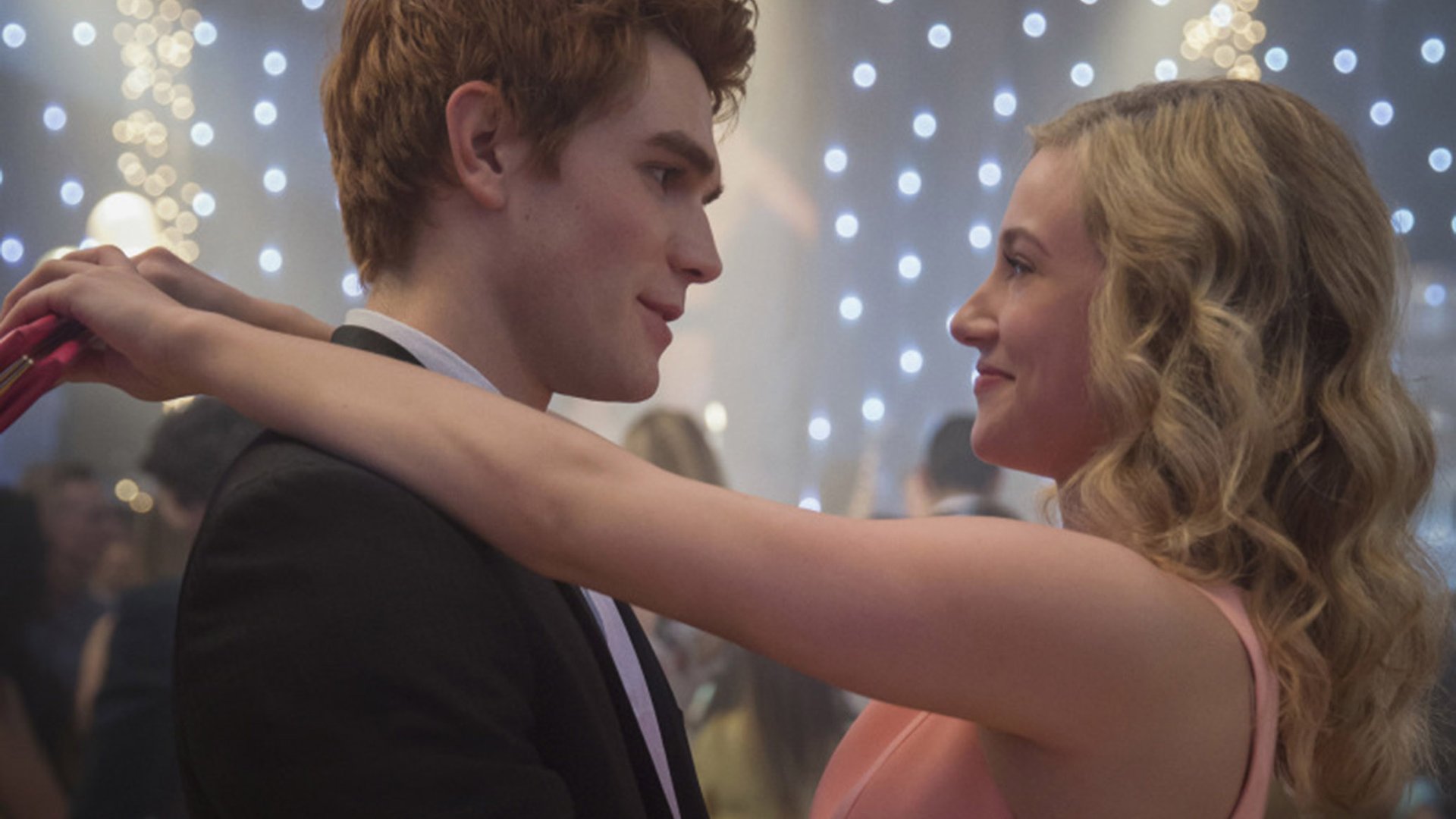 KJ Apa and Lili Reinhart, Riverdale