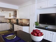 Property Brothers, Season 2 Episode 10 image