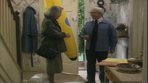 One Foot in the Grave, Season 1 Episode 5 image