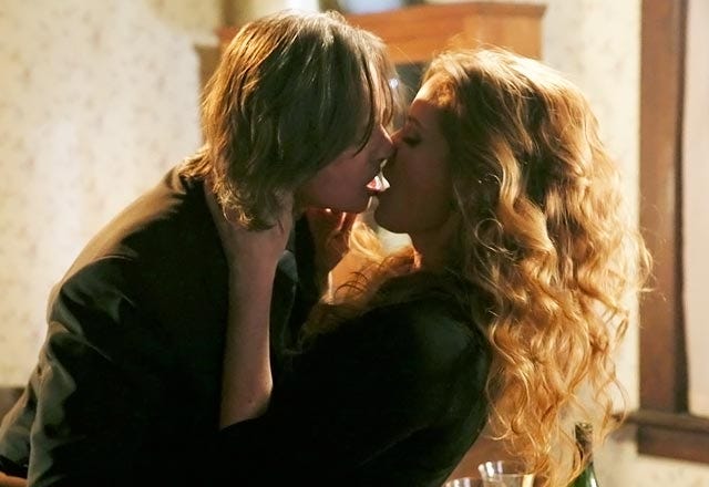 First Look: A Surprising Once Upon a Time Kiss
