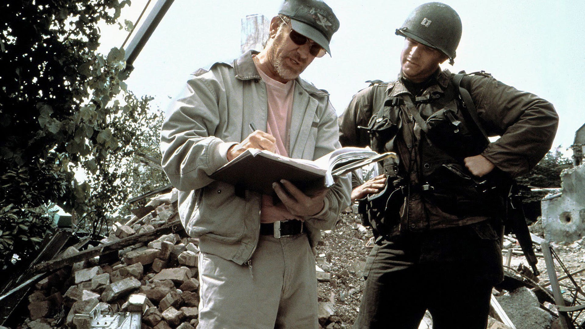 Steven Spielberg, Tom Hanks