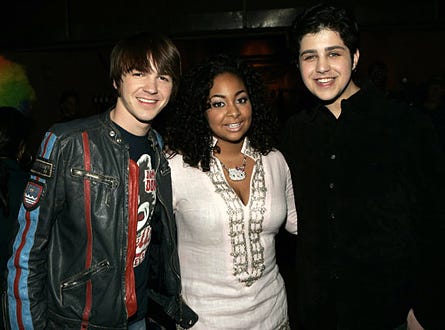 Drake Bell, Raven and Josh Peck - Nickelodeon's 18th Annual Kids Choice Awards, April 2, 2005