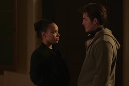 Vampire Academy, Season 1 Episode 9 image