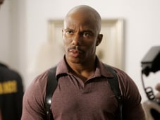 Dexter, Season 1 Episode 8 image