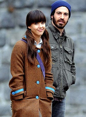 Jessica Alba and Chris Messina  - On location for "An Invisible Sign of My Own" in Westchester, New York, November 4, 2008