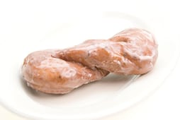 Donut Showdown, Season 1 Episode 7 image