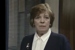 Casualty, Season 7 Episode 3 image