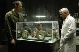 Battlestar Galactica, Season 2 Episode 18 image
