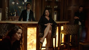 Queen of the South, Season 2 Episode 7 image