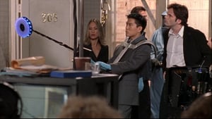 Monk, Season 2 Episode 12 image