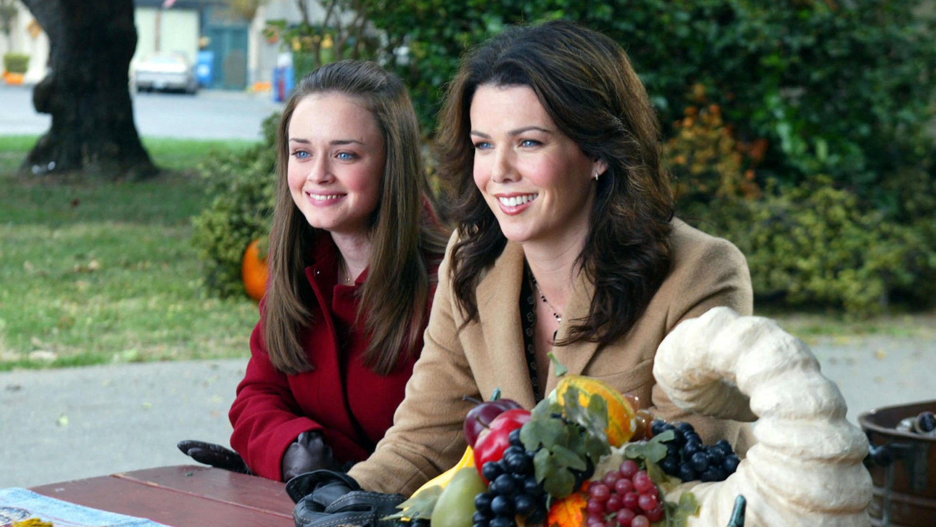 Alexis Bledel and Lauren Graham, Gilmore Girls