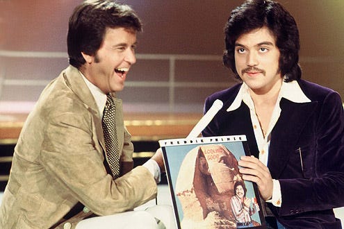 Dick Clark and Freddie Prinze - "American Bandstand", September 13, 1975