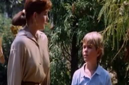 Swamp Thing, Season 1 Episode 12 image