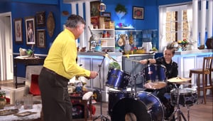 Vecinos, Season 11 Episode 8 image