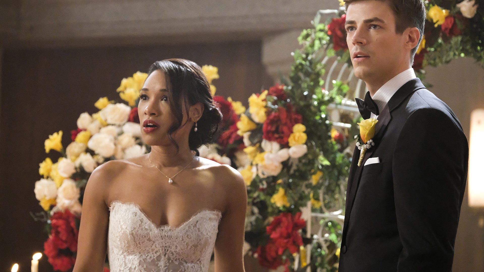 Grant Gustin and Candice Patton, Supergirl
