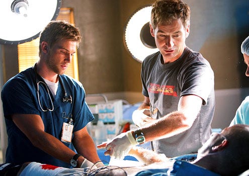 Miami Medical - Season 1 - "Pilot" - Mike Vogel as Dr. C and Jeremy Northam as Dr. Proctor