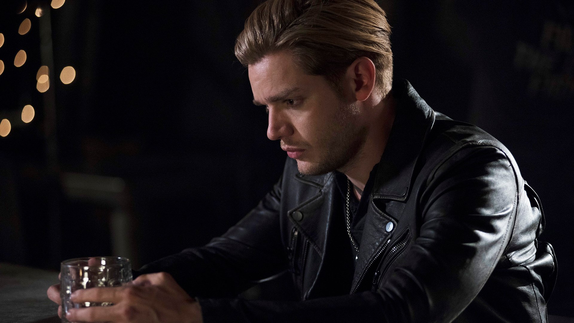 Dominic Sherwood, Shadowhunters