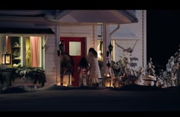 De Viaje Con Los Derbez, Season 4 Episode 4 image