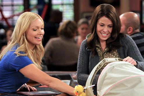 Are You There, Chelsea - Season 1 - "Sloane's Ex" - Laura Prepon as Chelsea and Chelsea Handler as Sloane